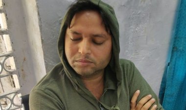 राशन की दुकान चलाने के लिए हर महीने 15 हजार बंदी की मांग