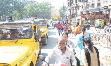 एमजी रोड चौडीकरण में बाधक निर्माण दो दिन में हटाने की चेतावनी