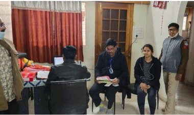 करोड़पति निकला एमपी एग्रो धार का मैनेजर