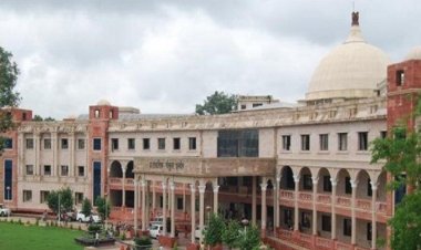 इंदौर की सेटेलाईट हिल्स कालोनी में बड़े फर्जीवाड़े का खुलासा