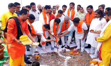 कनाडिया से खजराना गणेश मंदिर को जोड़ने वाली सड़क निर्माण की राशि को लेकर विरोध शुरू