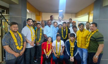 इन्दौर डिस्ट्रिक्ट पॉवर लिफ्टिंग एसोसिएशन ने किया खिलाड़ियों का सम्मान