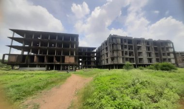 एस डी एम जूनि इंदौर कर रहे न्यायलय के आदेश की अनदेखी 