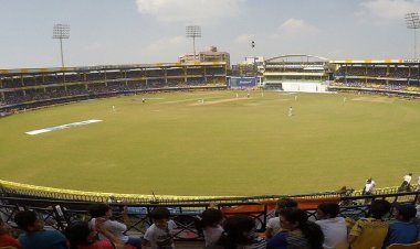 निगम ने बोला एमपीसीए पर धावा स्टेडियम को सील करने की दी धमकी