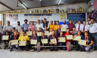 इंटर डिस्ट्रिक्ट वेटलिफ्टिंग कांपटीशन का समापन