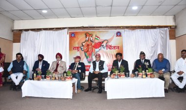 विजय दिवस अमर शहीदों के प्रति कृतज्ञता का दिन है : डॉ. गुहा