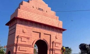 शहर का हर पथ बना कर्तव्य पथ, 77वें गणतंत्र दिवस पर इंदौर देशभक्ति में डूबा