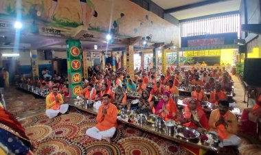 151 जोड़ों का शिव अभिषेक, 1000 लोगों ने किया सवा लाख ‘ॐ नमः शिवाय’ का जाप…